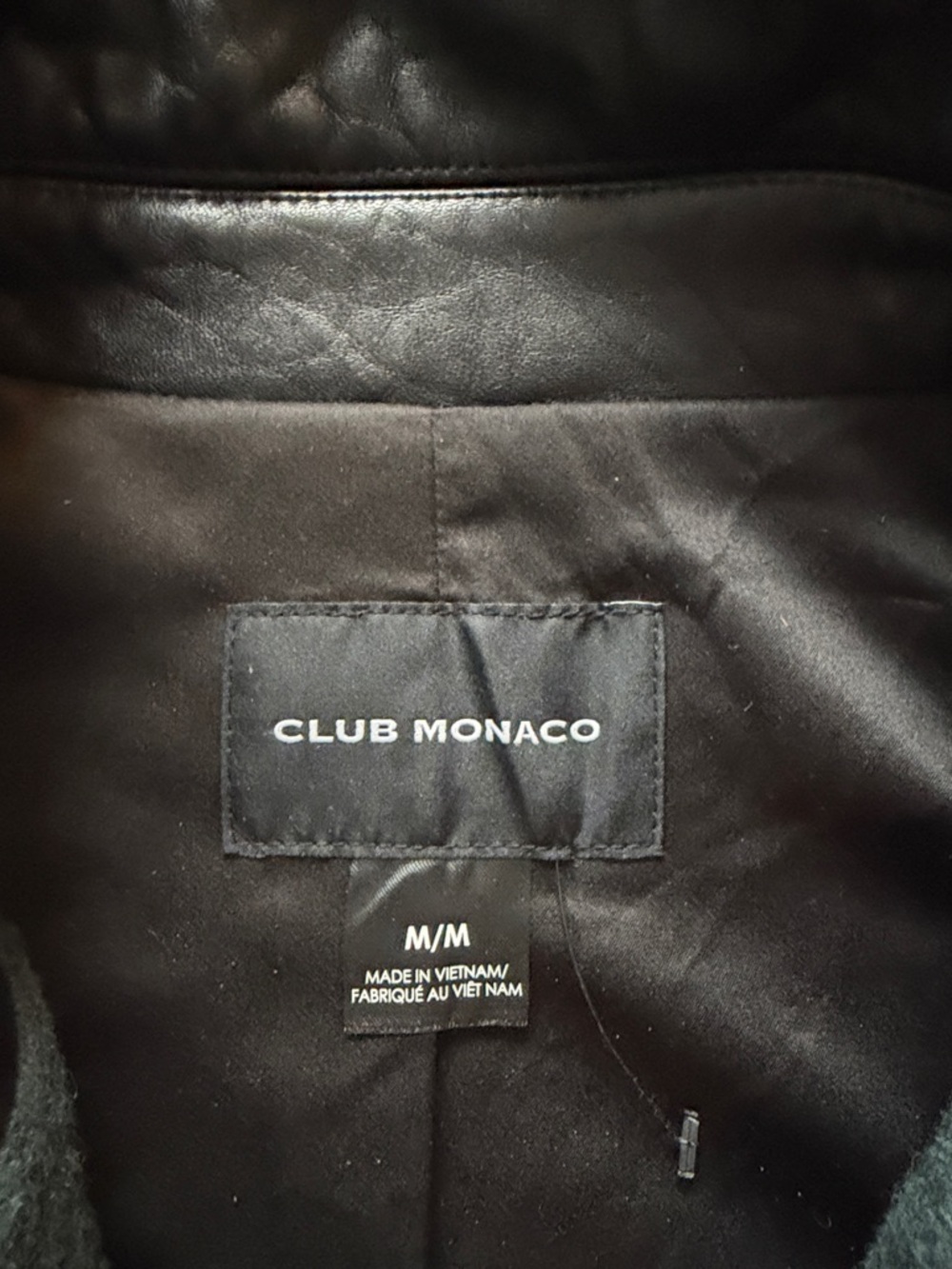 Club Monaco - Picture 5 of 11